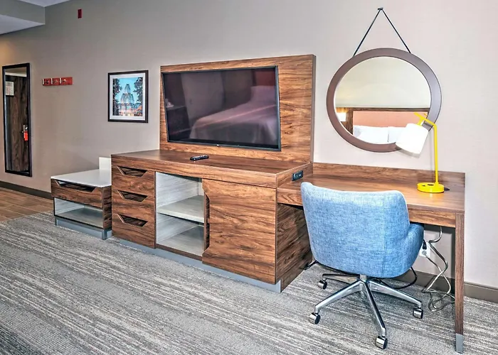 Hampton By Hilton Ottawa
