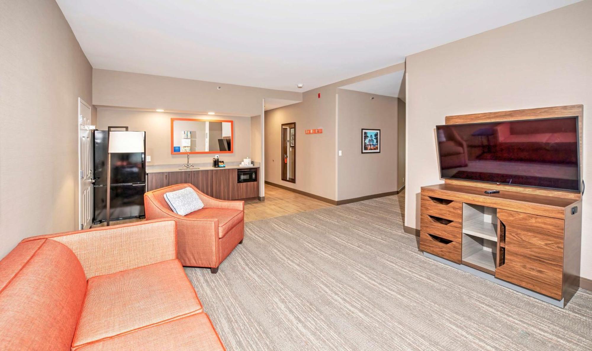 Hampton By Hilton 3*